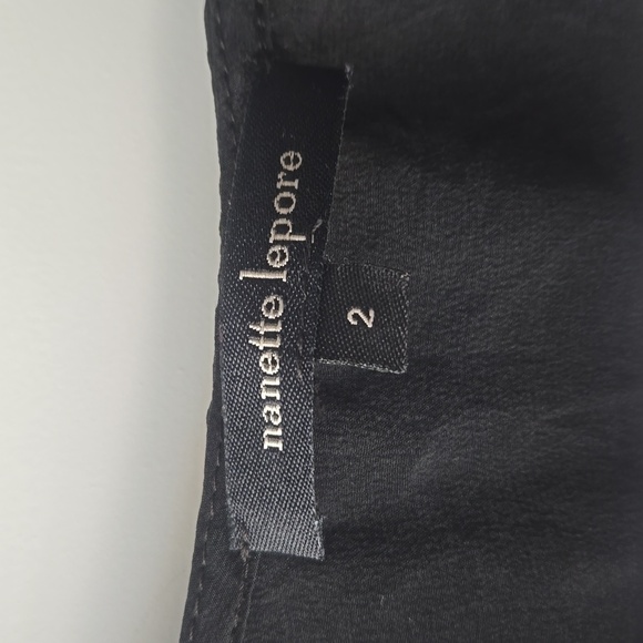 Nanette Lepore 100% Silk Button Down Blouse - Picture 4 of 6